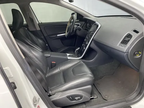 Volvo XC60 3.0 T6 R-design Awd
