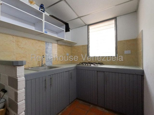 Francisco Rojas Norscia Rentahouse 2 5 - 2 1 0 8 0 Vende Bella Casa Campo En Las Cuibas De 1200mts2 De Terreno Con 2 Habitaciones Y 2 Banos,ideal Para La Familia Y El Espacimiento,agua Full, Llama Ya!
