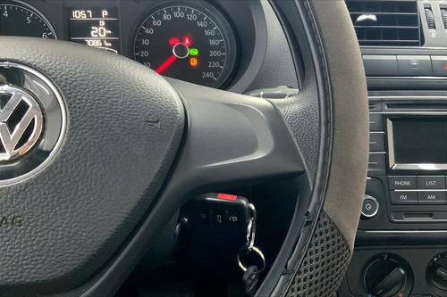 Imagen 22 de 25 de Volkswagen Polo 5 Pts Hb Starline, 16l, Tm5, R-15