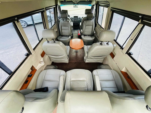 Imagen 8 de 25 de Mercedes-benz Sprinter 2008 2.1 313 Combi 3550 11+1 Lujo