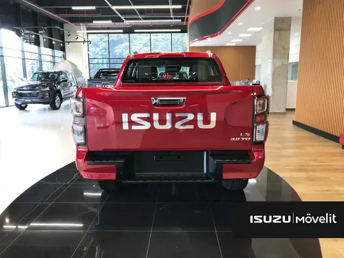 Isuzu Pickup Adventure Plus 4x4 Roja