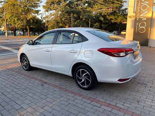 Toyota Yaris 1.5 16V FLEX SEDAN XLS CONNECT MULTIDRIVE