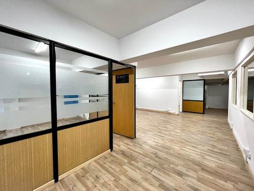 Imagen 18 de 30 de Oportunidad!! Venta Oficina Piso 230m2 + Cochera