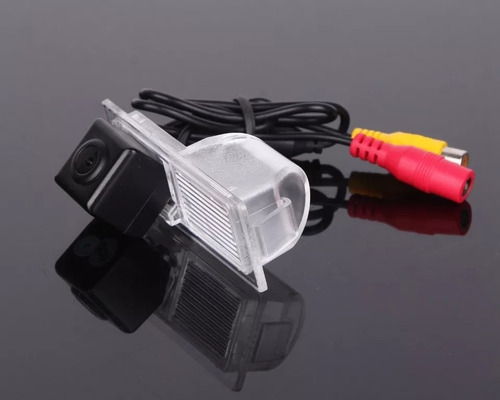 Imagen 4 de 5 de Camara Reversa Estacionamiento Chevrolet Tracker