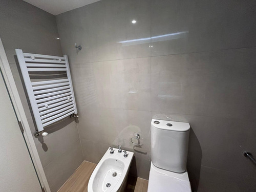 Departamento En Venta Piso Exclusivo 3 Dormis Patio Zona Rio