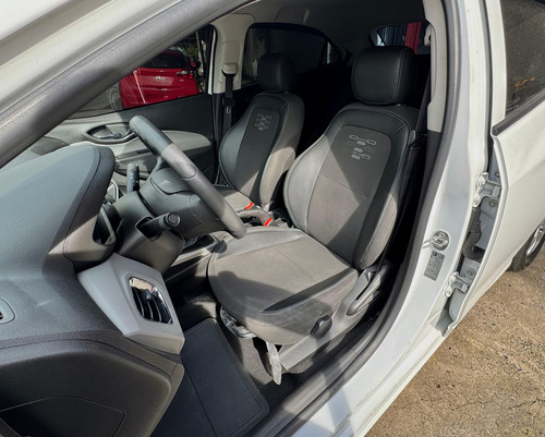 Chevrolet Onix 1.4 Lt 5p