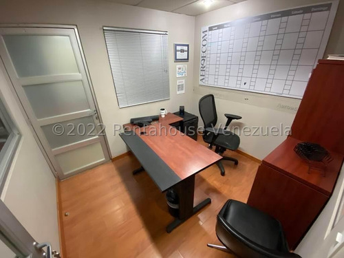Agradable Oficina En Venta Campo Alegre Amc