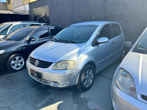 Volkswagen Fox 1.6 Plus Total Flex 5p