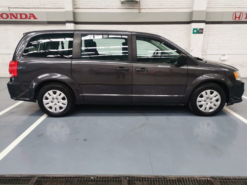 Imagen 14 de 15 de Dodge Grand Caravan 2018 3.6 Se At