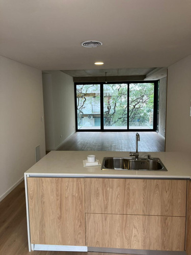 Venta Impecable 3 Ambientes Olivos. Consultar Para Visita.