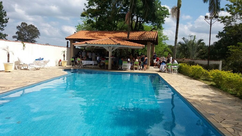 Imagem 1 de 14 de Bela Chácara Com Área De 8.000 M², Casa Sede E De Caseiro !!