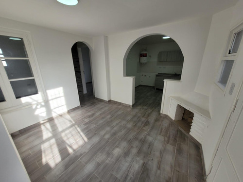 Casa En Castelli Y España