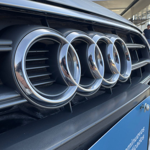 Audi A3 1.8 Sedán Ambiente At