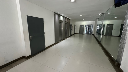 Oficina En Alquiler En Colegiales