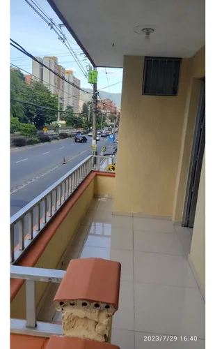 65m2 Apartamento En Laureles