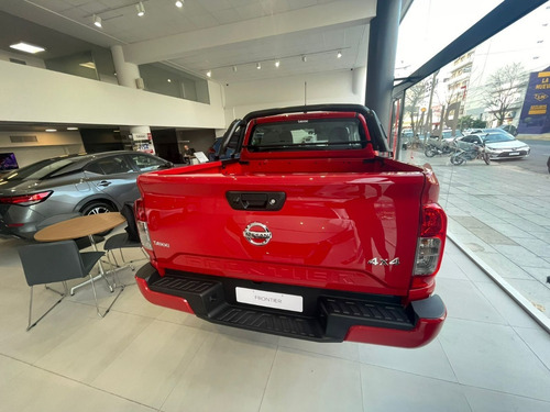 Imagen 19 de 25 de Nissan Frontier 2023 2.3bt X-gear 4x4 At L22
