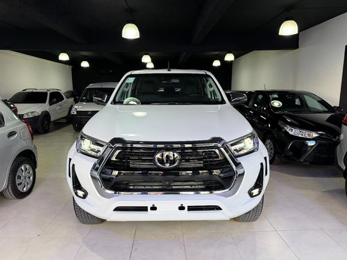 Toyota Hilux Pick-Up 2.8 Cd Srx 204Cv 4X4 At