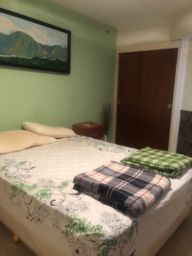 Venta De Apartamento Pent-house En Conj Res Los Timones, Higuerote, Estado Miranda. Mr
