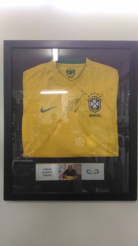 Camiseta Do Brasil Assinada Por Carlos Alberto Torres