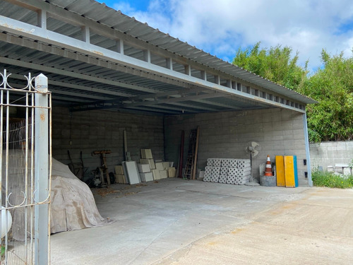 Alquiler Local Malvin Impecable 1000m2 Terreno