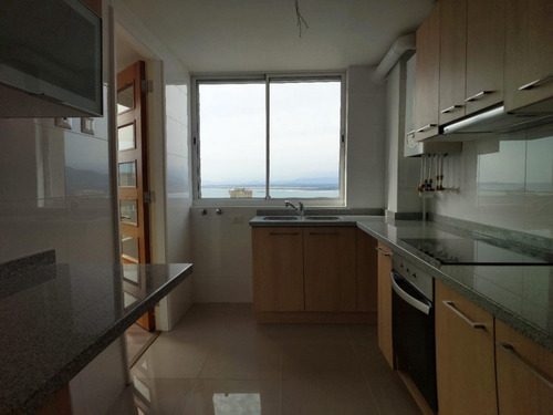 Tejada Nuevo 3dormt+3baños+1estc+1bod+piscina Panormica.