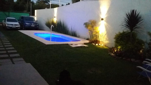 Casa En Venta En Moreno