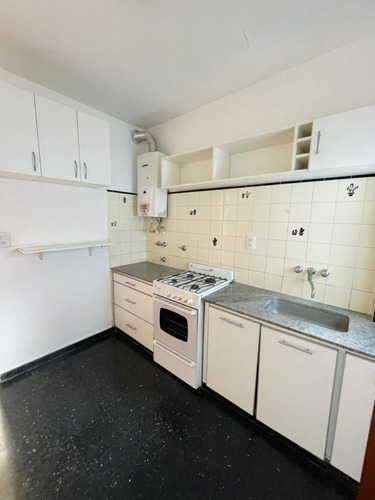 Venta Depto. 3 Amb. A La Calle .balcon Corrido.vista Panoramica .zona Plaza Mitre.consulte