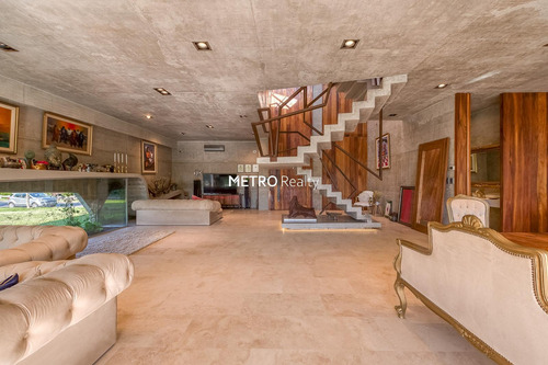 Impresionante Casa En El Yacht, Nordelta