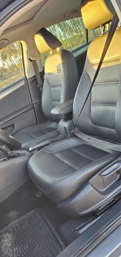 Volkswagen Jetta 2.5 Sportline Tiptronic At 2018