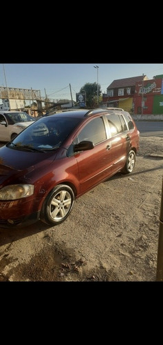 Volkswagen Suran 1.6 I Trendline 80b 2008