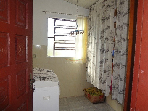 Casa Em Hípica Com 2 Dormitórios - Lu268693