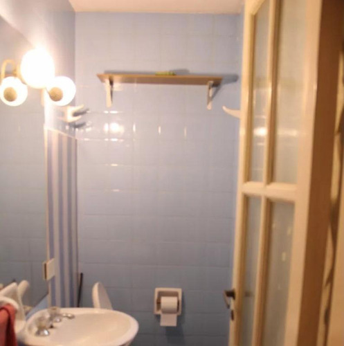 Casa En Venta - 3 Dormitorios 3 Baños - Cochera - 435mts2 - Adrogue