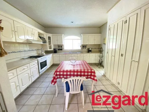 Se Vende Bonita Casa En Lomas De Cocoyoc