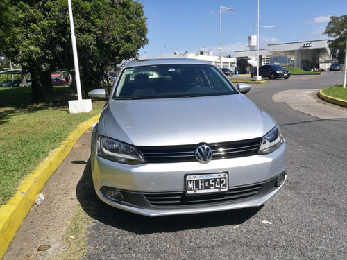 Volkswagen Vento 2.5 Luxury Automático 2013 Gris Cuero Techo