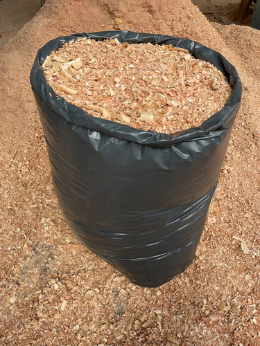 Pacote Grande Serragem Para Hamster Coelhos Composteira 200l