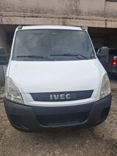 Iveco Daily Chasis 3.0 35S14 3450 Cab. Simples 2P