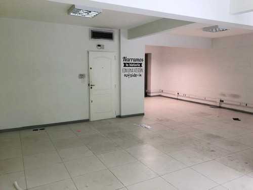 Imagen 17 de 30 de Excelente Oficina De 140m , 2 Despachos Y Planta Libre, 2 Baños, Equipos De A.a. E Iluminación.