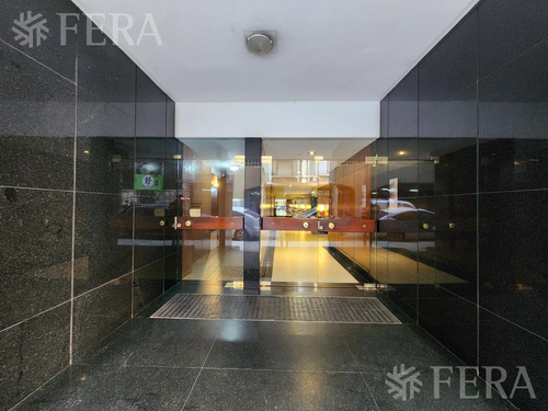 Venta De Cochera En Recoleta
