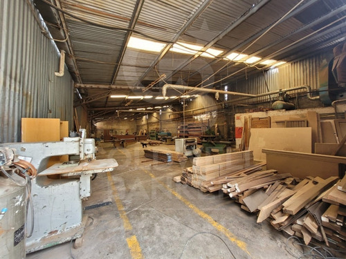 Venta De Bodega/nave Industrial En Paraje San Juan