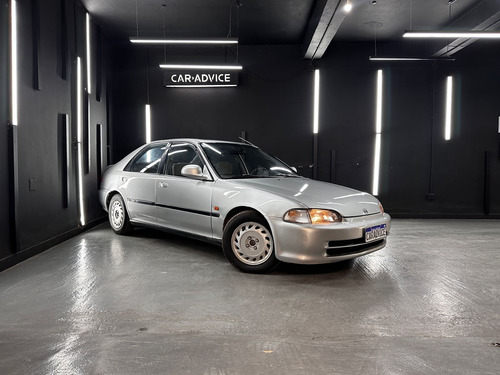 Honda Civic 1.6 SI AT L93