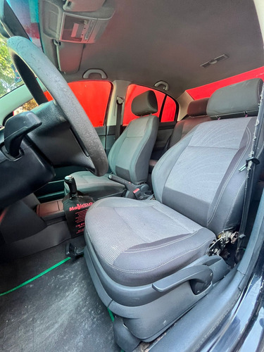 Volkswagen Polo Polo Sed. COMFORT. 1.6 Mi Tot. Flex 8v