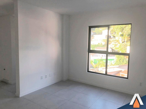 Imagem 1 de 9 de Acrc Imóveis - Apartamento No Bairro Victor Konder Com 01 Dormitório E 01 Vaga De Garagem + Box - Ap02540 - 34031599