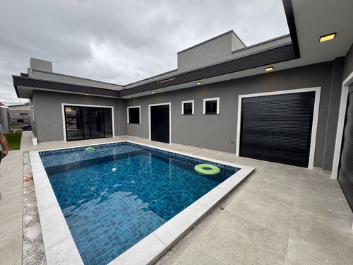 Imóvel De Alto Padão No Centro Piraquara Com Piscina Com Borda Infinita E Area Gourmet