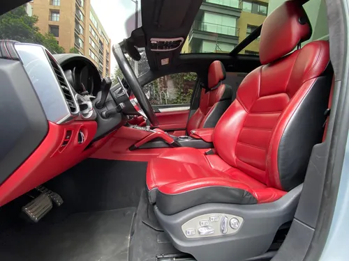 Porsche Cayenne Gts