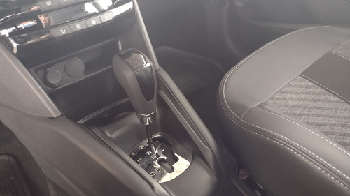 Peugeot 208 1.6 Feline Tiptronic - 120585 - C