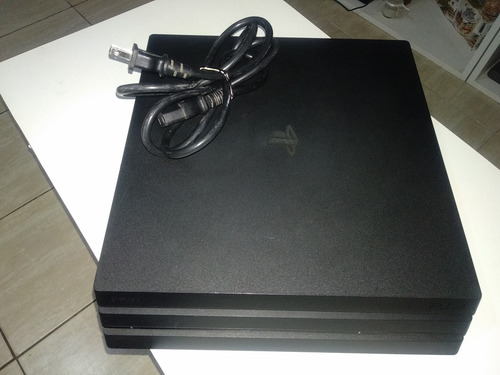 Consola Playstation 4 Pro Poco Uso!!! Negro (Usado)