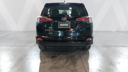 Toyota RAV4 2.5 Le At