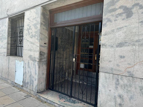 Departamento Venta Flores 2 Ambientes Pb Patio