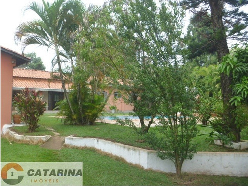 Belissima Chacara Em Condominio Fechado