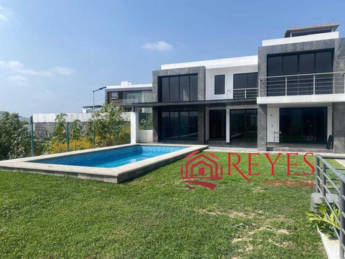 Casa En Venta En Lomas De Cocoyoc